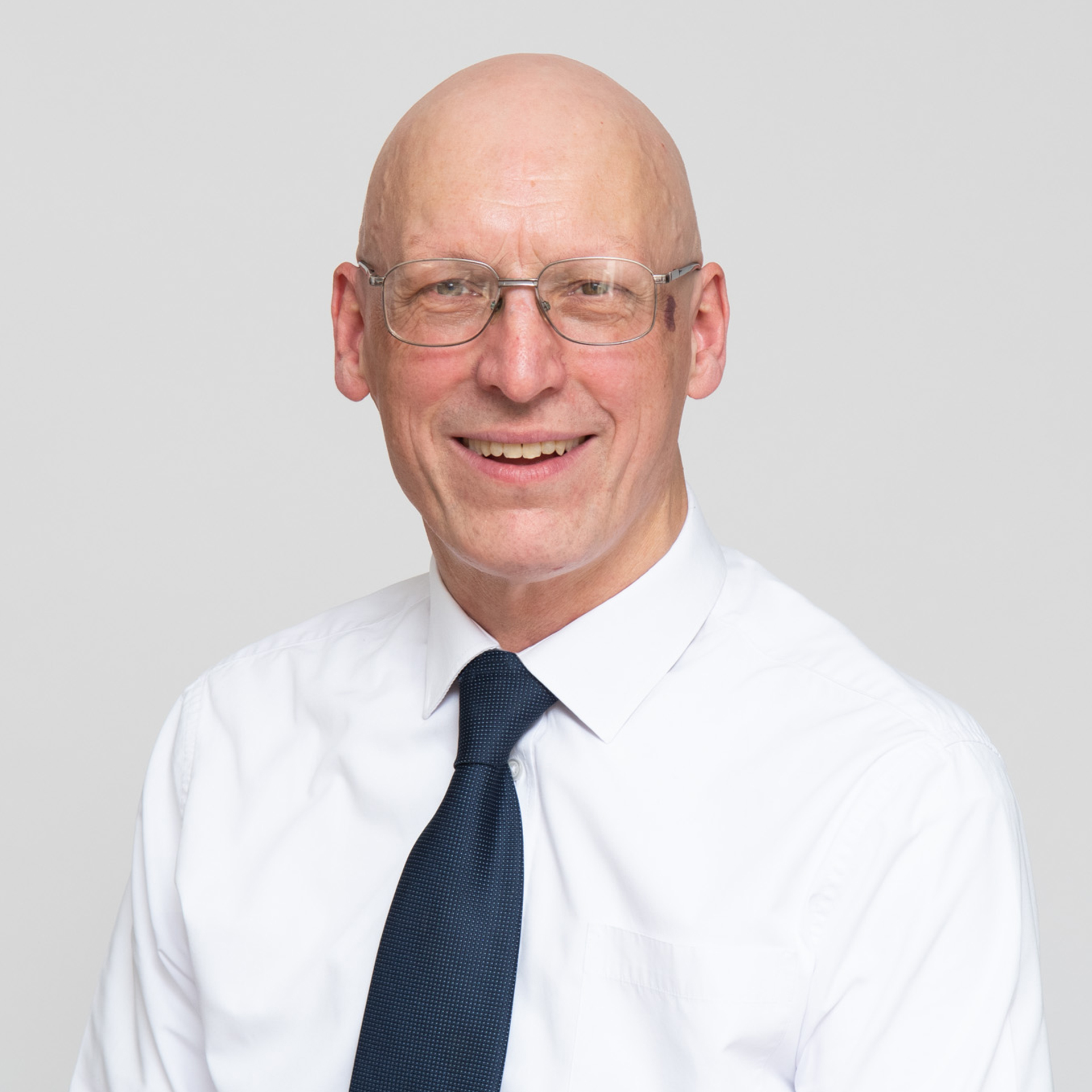 Patrick Bluett